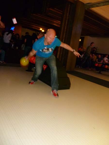 bowling_12_013